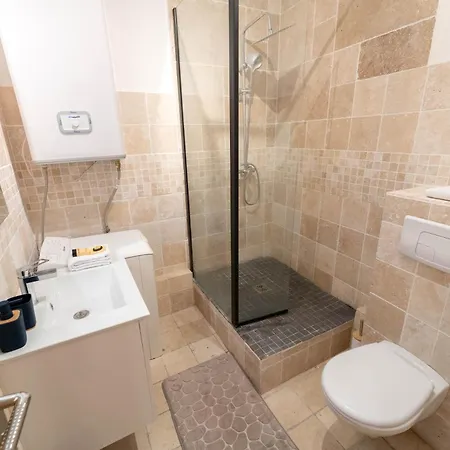 Sk 1 Au Coeur De La Vieille Apartament